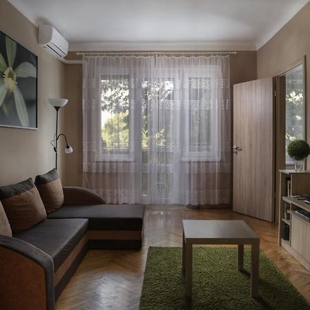 Koroesi Apartman Pécs Exterior foto