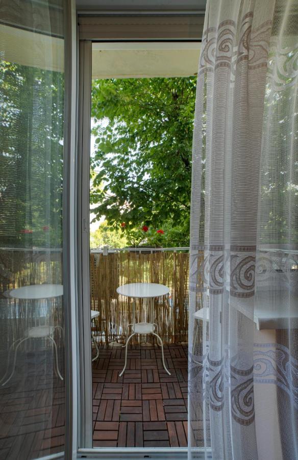 Koroesi Apartman Pécs Exterior foto